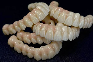 ultimo caso aziendale circa Casi. Le opere di Yang Xiaona.