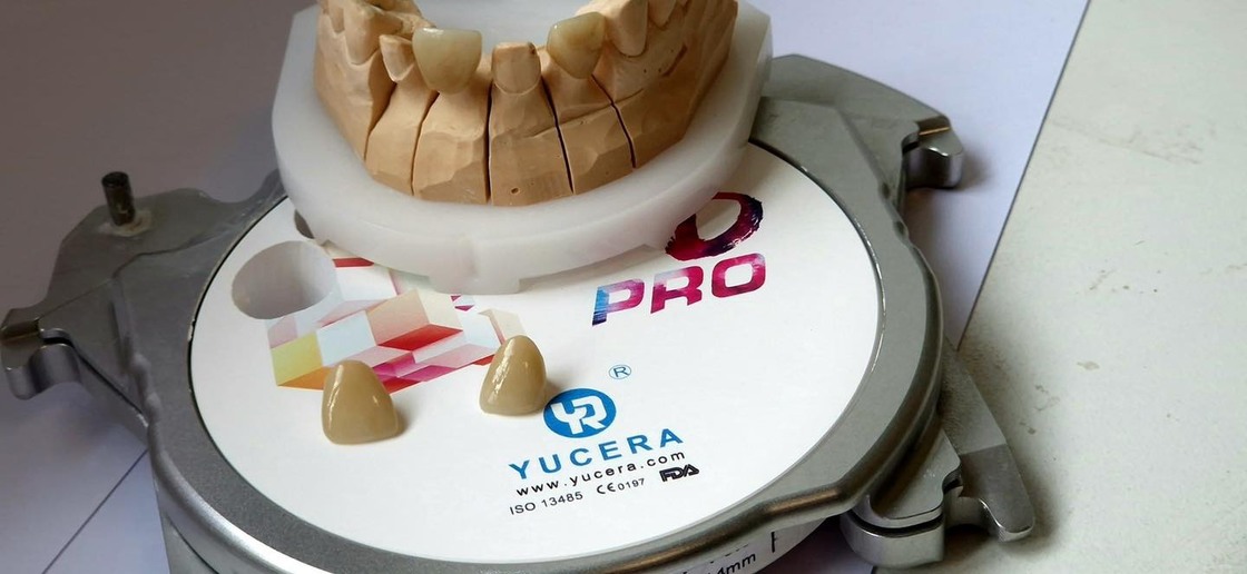 2023 Premium High-end YUCERA 4D Pro Dental Zirconia Ceramic Blocks Dentist Material  for Dental Laboratories