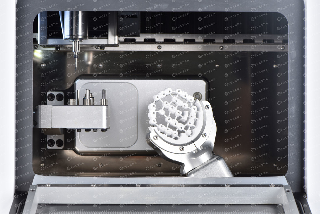 Cina Yucera Vendita Calda Fresatrice CAD CAM Dentale Automatica a 5 Assi per Laboratorio