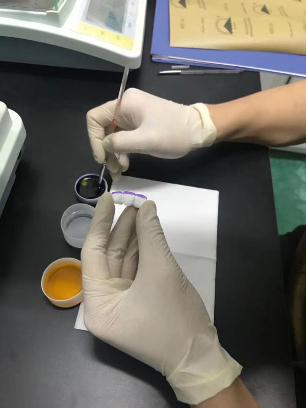 Soluzioni Sorriso 18 colori Yucera Dental Lab, colorazione in ceramica zirconia con effetto naturale per creazioni di laboratorio odontotecnico