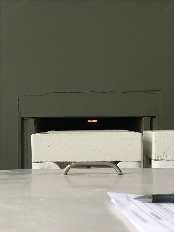 Blocchi di zirconia multistrato 4D bianchi Yucera HT - Tecnologia di nuova generazione per una resistenza superiore